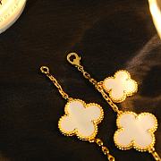 Fortok Van Cleef & Arpels White Magic Alhambra Bracelet In Gold - 2