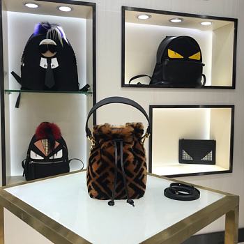 Fortok Fendi Mon Tresor Small Bucket Bag Black & Brown 11.5x10x18cm