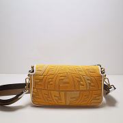 Fortok Fendi Classic Baguette Medium Bag Yellow Canvas F01260 27x6x15cm - 6