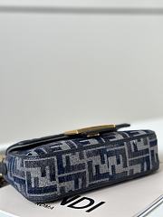 Fortok Fendi Baguette Dark Blue FF Chenille Bag 8579As 20x5x13cm - 3