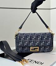 Fortok Fendi Baguette Dark Blue FF Chenille Bag 8579A 27x6x15cm - 1