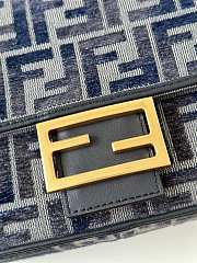 Fortok Fendi Baguette Dark Blue FF Chenille Bag 8579A 27x6x15cm - 4