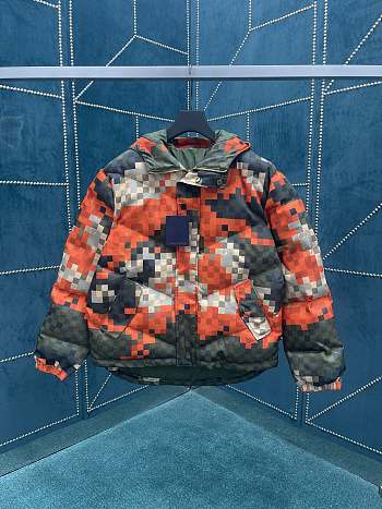 Fortok Louis Vuitton Damoflage Printed Down Jacket