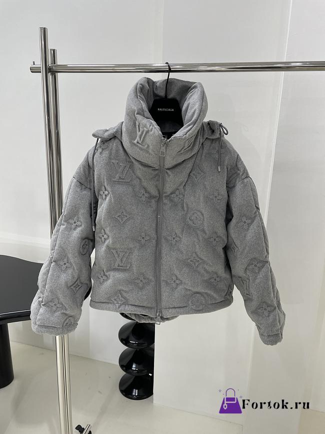Fortok Louis Vuitton Monogram Laminated Down Hooded Jacket Grey - 1