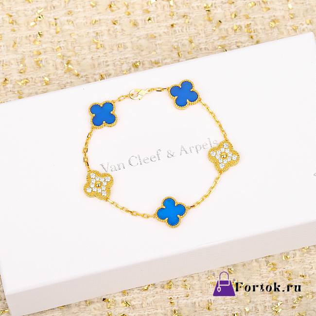 Fortok Van Cleef & Arpels Blue Diamond Five-Flower Bracelet - 1