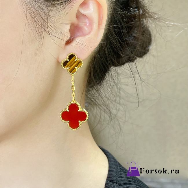 Fortok Van Cleef & Arpels Two Red & Gold Four-leaf Clover Earrings - 1