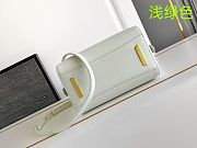 Fortok Givenchy Anyigona Cube Handbag Cream 13x19x22cm - 3