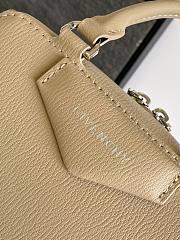 Fortok Givenchy Anyigona Cube Handbag Beige 13x19x22cm - 5