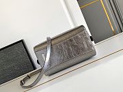 Fortok Givenchy Anyigona Cube Handbag Silver 13x19x22cm - 5