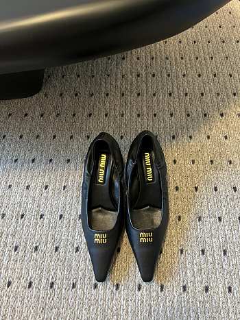 Fortok Miu Miu 25SS Pointed High Heels Black Leather