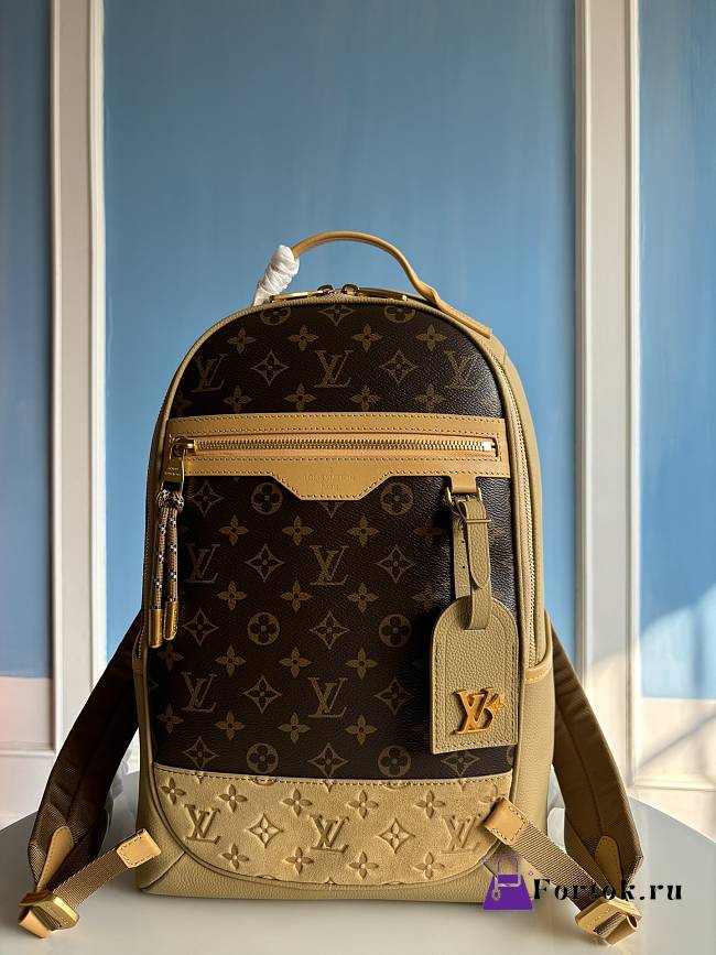 Fortok Louis Vuitton Outdoor Backpack Beige M12624 31x44x19cm - 1