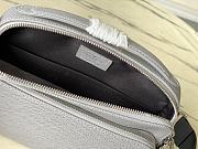 Fortok Louis Vuitton Avenue Messenger Bag Grey M11657 22.5x15.5x7.5cm - 4