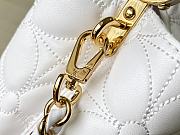 Fortok Louis Vuitton Capucines East-West Mini Bag White Monogram Floral Motif M25332 22x12x8cm - 2