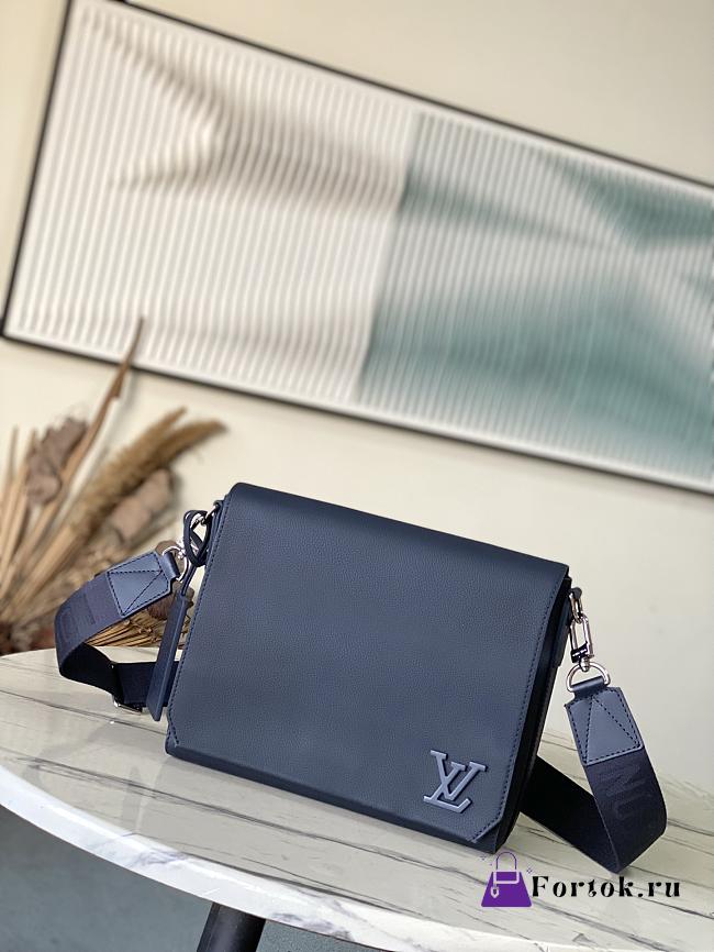 Fortok Louis Vuitton Takeoff Messenger MM Bag Dark Blue M11599 28x24x10cm  - 1