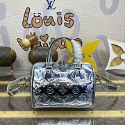 Fortok Louis Vuitton Speedy Bandoulière 20 Bag Silver Monogram Miroir M11987 20.5x12x13.5cm - 1