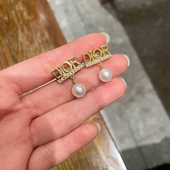 Fortok Dior Revolution White Pearl Earrings 