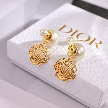 Fortok Dior Shell Pearl Earrings