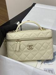 Fortok Chanel 25C Box Bag Light Yellow 17×19.5×5cm - 1