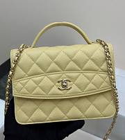 Fortok Chanel 25C Top Handle Bag in Light Yellow 14x18x3cm  - 1