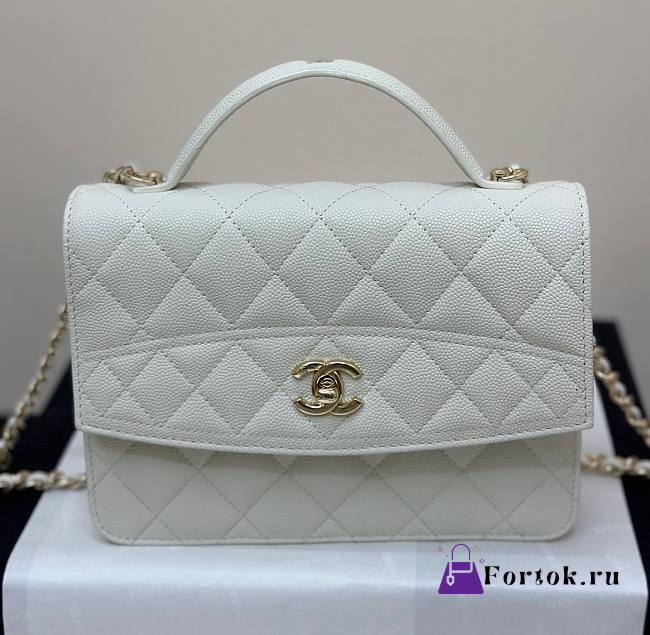 Fortok Chanel 25C Top Handle Bag in White 14x18x3cm  - 1