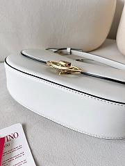 Fortok Valentino Garavani Ohval Small Shoulder Bag In White Nappa Calfskin 26x13x6.5cm - 4