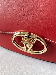 Fortok Valentino Garavani Ohval Small Shoulder Bag In Red Nappa Calfskin 26x13x6.5cm - 2