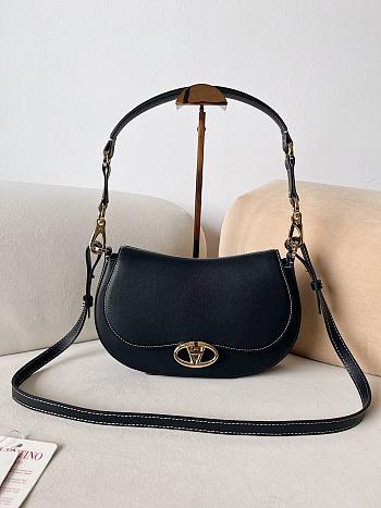 Fortok Valentino Garavani Ohval Small Shoulder Bag In Black Nappa Calfskin 26x13x6.5cm