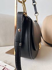 Fortok Valentino Garavani Ohval Small Shoulder Bag In Black Nappa Calfskin 26x13x6.5cm - 2