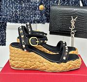 Fortok Valentino Rockstud Flatform Sandal 45mm In Black Calfskin And Raffia   - 1