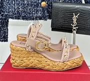 Fortok Valentino Rockstud Flatform Sandal 45mm In Beige Calfskin And Raffia - 1