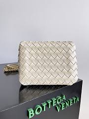 Fortok Bottega Veneta Small Parachute Bag White 817175 21x17x16.5cm - 2