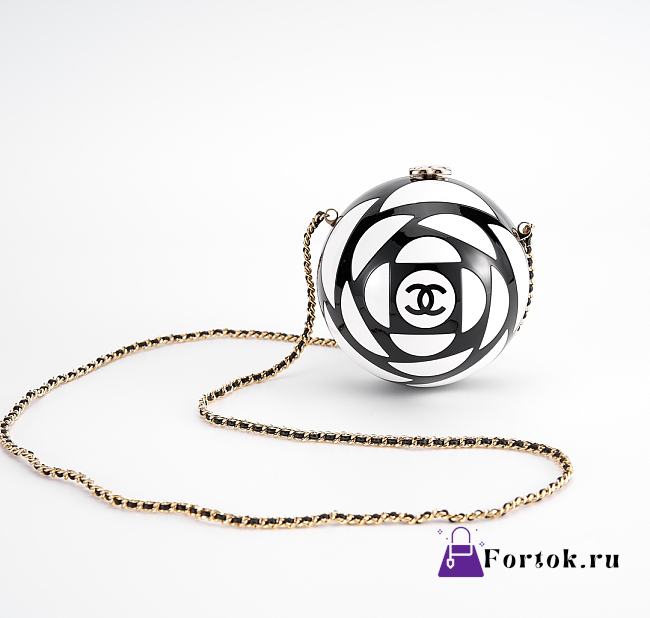 Fortok Chanel Resin Plexi CC Round Camellia Minaudiere Clutch Black White 12×12×12cm - 1