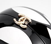 Fortok Chanel Resin Plexi CC Round Camellia Minaudiere Clutch Black White 12×12×12cm - 4