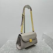 Fortok Miu Miu 24SS Baguette Bag Grey 5645 25x8x15cm - 6