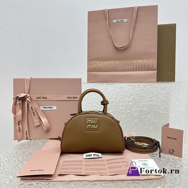 Fortok Miu Miu 23SS Dumpling Bag Brown 5560 18x11.5x8cm - 1