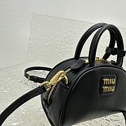 Fortok Miu Miu 23SS Dumpling Bag Black 5560 18x11.5x8cm - 2