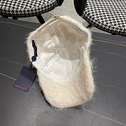 Fortok Louis Vuitton 2024 Plush Fox Baseball Cap White - 4