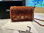 Fortok Chanel Mini Flap Bag Shearling Lambskin & Gold-Tone Metal Brown 16x23.5x7.5cm - 1