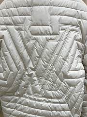 Fortok Louis Vuitton Embroidered Letter Flower Quilted Jacket Down Jacket White - 6
