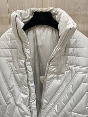 Fortok Louis Vuitton Embroidered Letter Flower Quilted Jacket Down Jacket White - 5