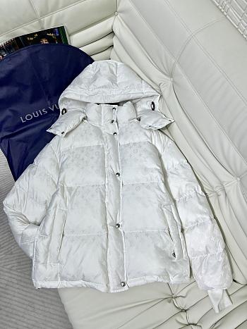 Fortok Louis Vuitton Monogram Puffer Jacket White 