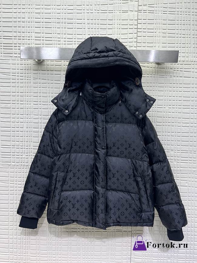 Fortok Louis Vuitton Monogram Puffer Jacket Black - 1