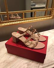 Fortok Valentino Rockstud Calfskin Leather Slide Sandal 60 mm Beige - 1