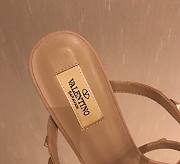 Fortok Valentino Rockstud Calfskin Leather Slide Sandal 60 mm Beige - 3