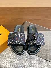 Fortok Louis Vuitton Pool Pillow Comfort Flat Sandals Black Multicolor - 1