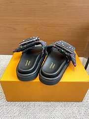 Fortok Louis Vuitton Pool Pillow Comfort Flat Sandals Black Multicolor - 5