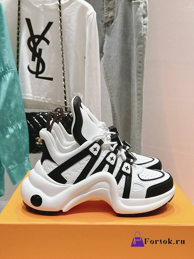 Fortok Louis Vuitton LV Archlight Sneaker White/Black - 1