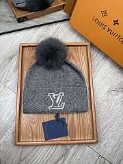 Fortok Louis Vuitton Classic Wool Knitted Hat Grey - 1