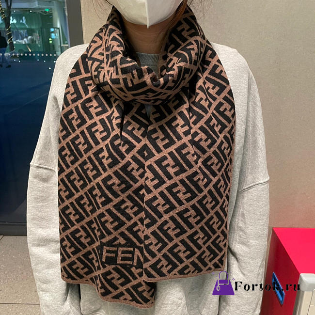 Fortok Fendi Classic FF Scarf Black & Brown 32x200cm - 1