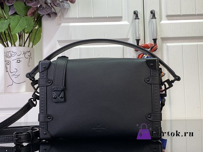 Fortok Louis Vuitton Side Trunk Bag Black M24309 21x14x6cm  - 1